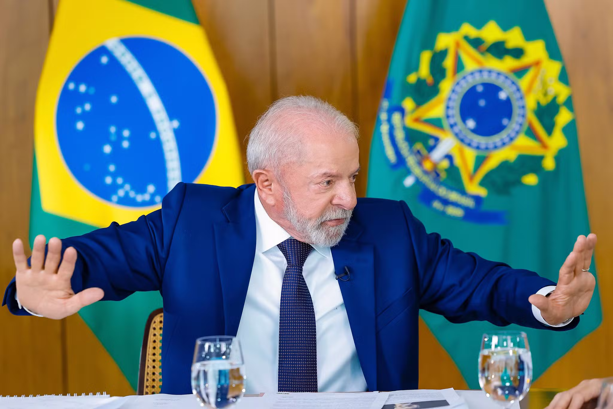 Presidente Lula durante entrevista