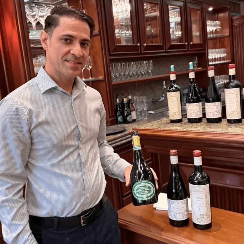 Experiência que faz a diferença, a história do sommelier Mizael Gomes Experiência que faz a diferença, a história do sommelier Mizael Gomes