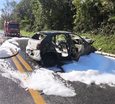 “Uma dor que parece não ter fim”: segunda vítima de colisão frontal na BR-470 morre após dias na UTI “Uma dor que parece não ter fim”: segunda vítima de colisão frontal na BR-470 morre após dias na UTI