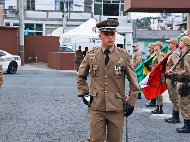 Balneário Camboriú tem primeira mulher no comando da Polícia Militar Balneário Camboriú tem primeira mulher no comando da Polícia Militar